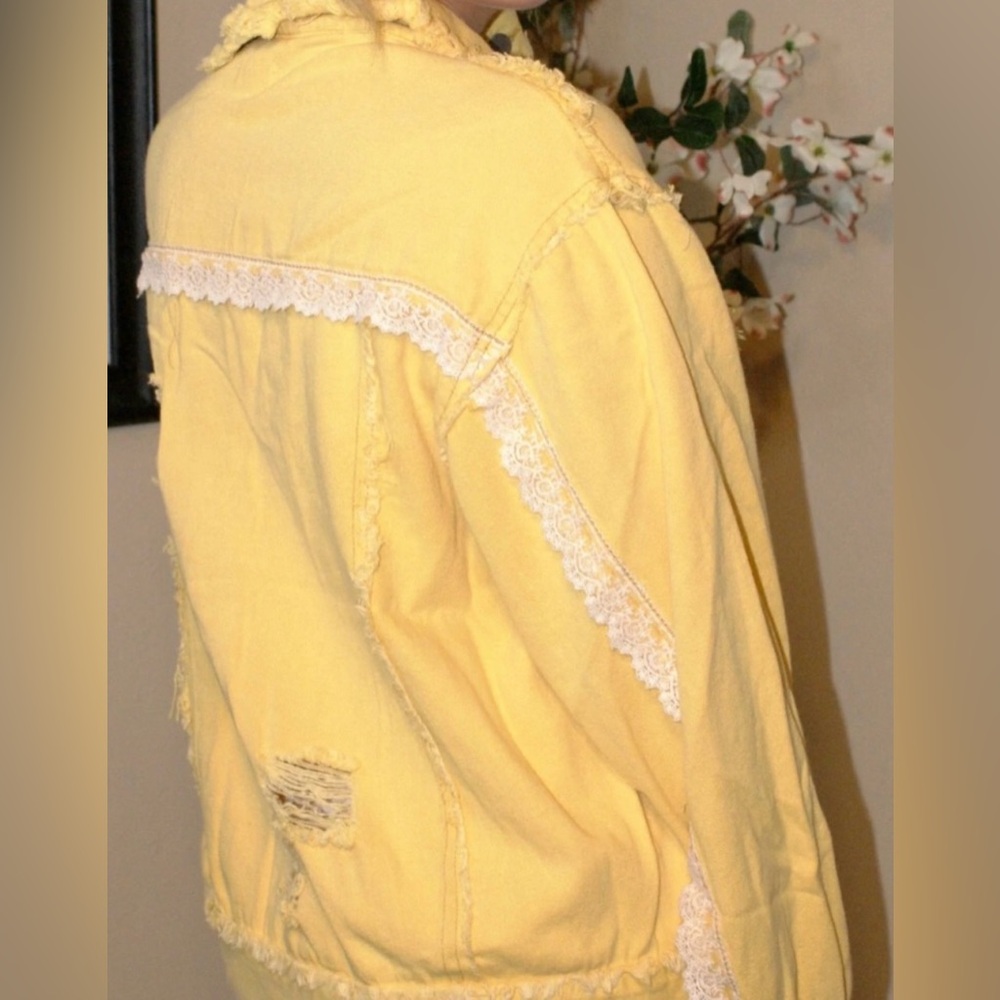 POL Yellow Jean Jacket - Picture 3 of 5